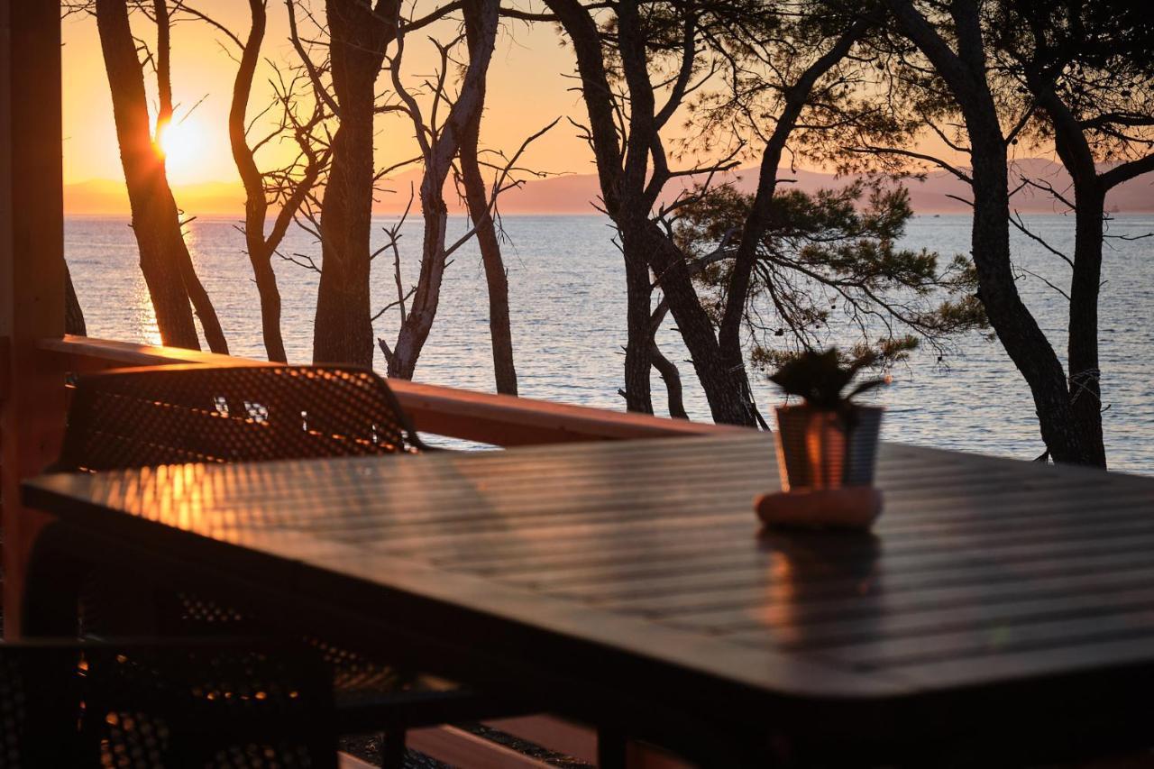 Boutique Camping Bunja ซูเปตาร์ ภายนอก รูปภาพ