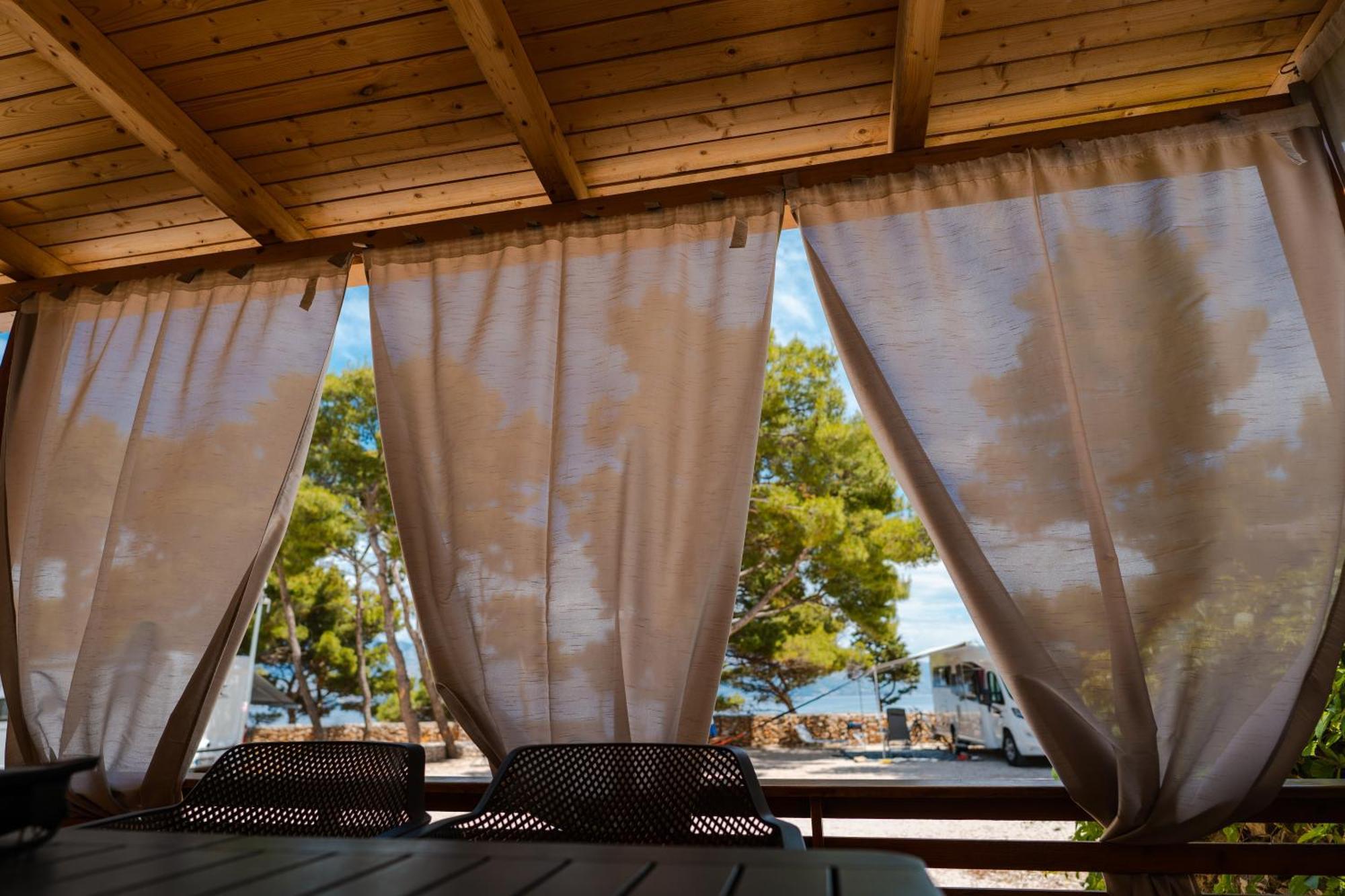 Boutique Camping Bunja ซูเปตาร์ ภายนอก รูปภาพ